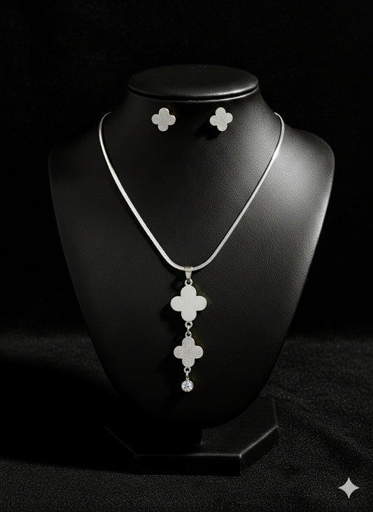 Elegant Stainless Steel Clover Jewelry Set